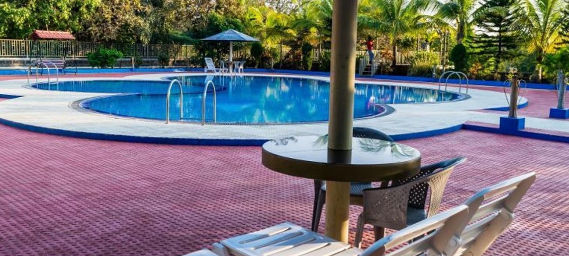 Book the Amidhara Resort near Gir’s Sinh Sadan for Easy Safari